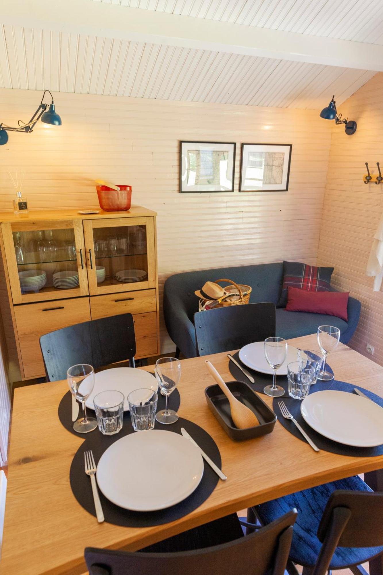 Domaine De Guillaume Camping Auquainville